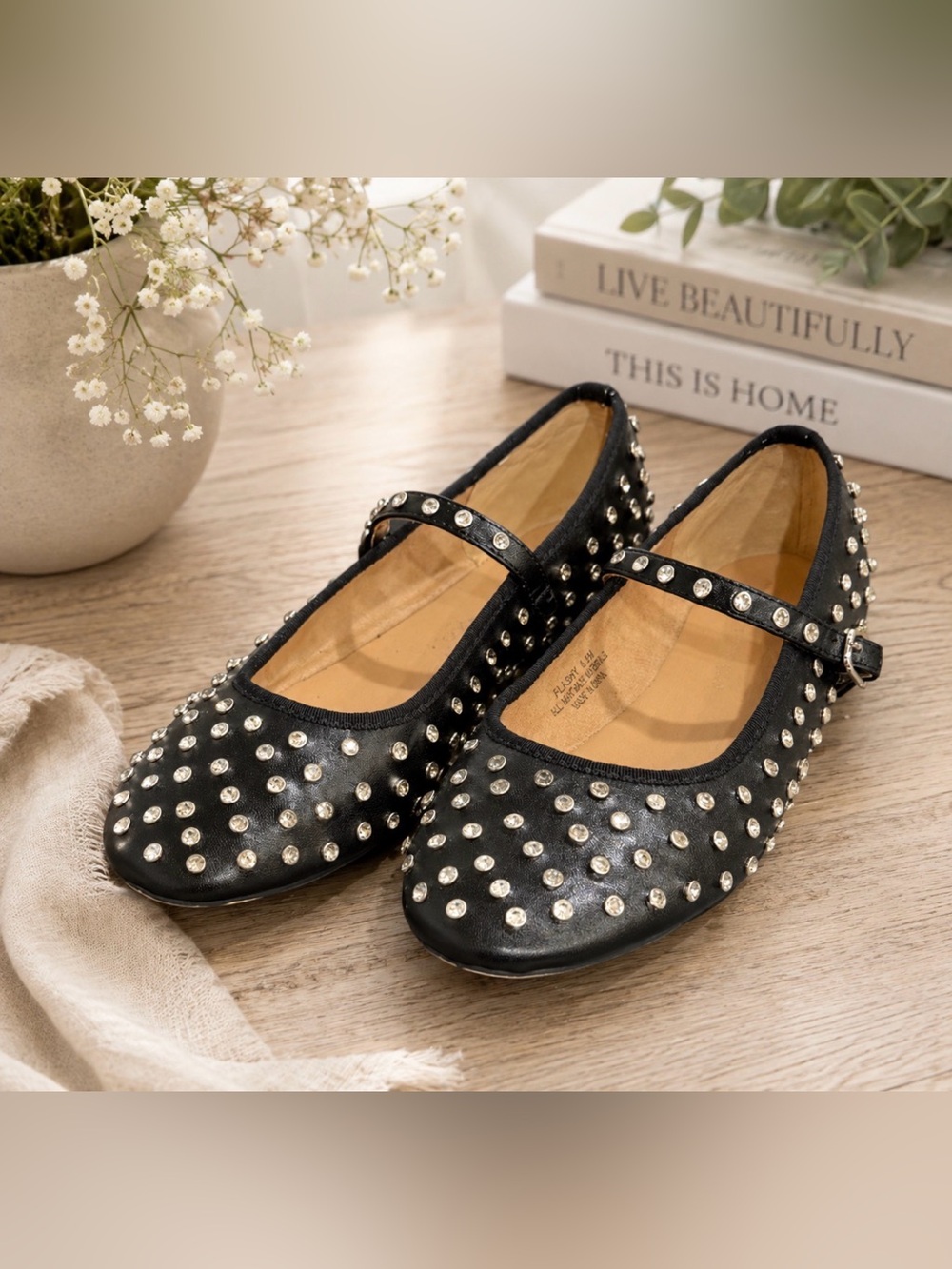 House of Harlow 1960 Black Studded Flats size 8.5